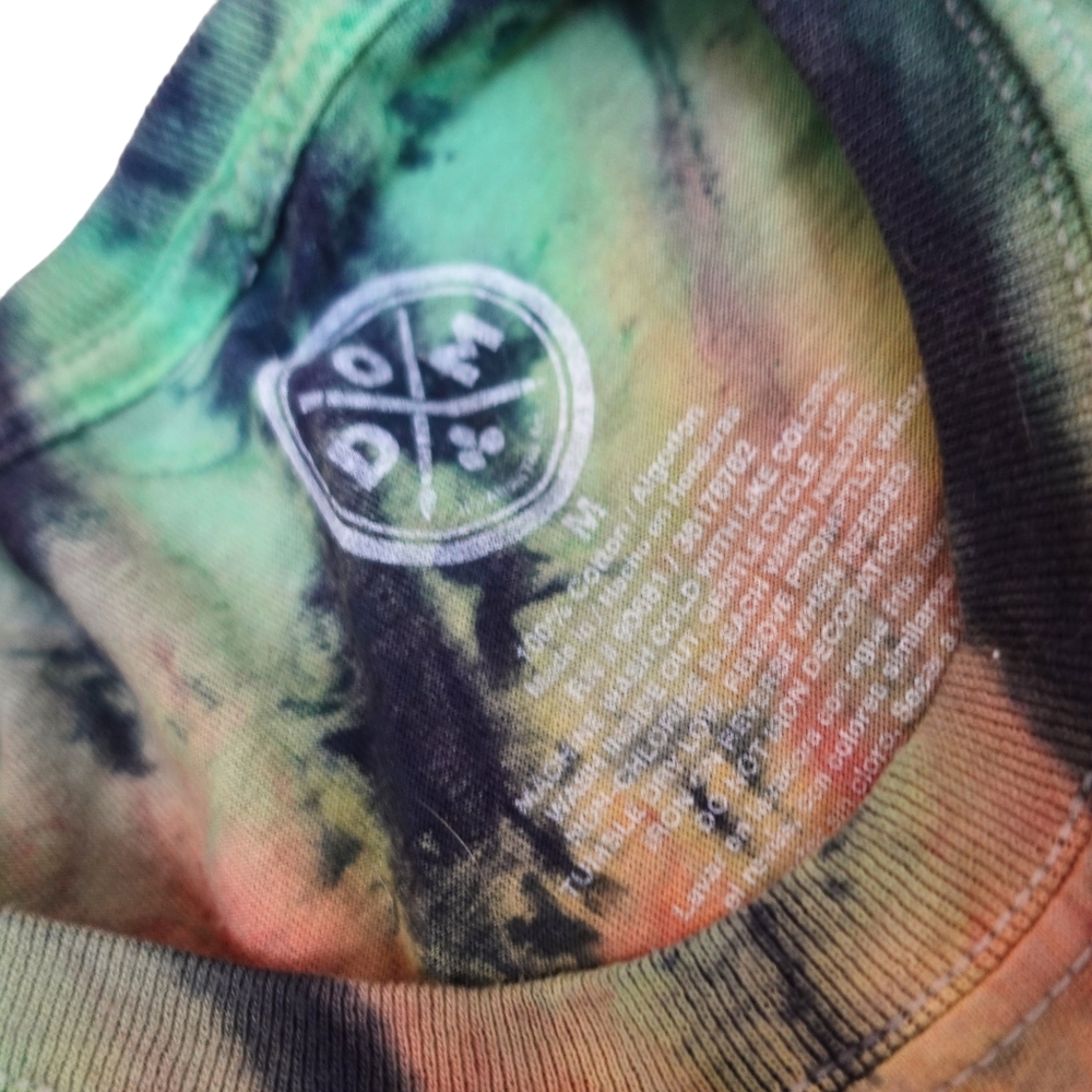 Saint Christopher Saint Laurent Graphic T-Shirt Rainbow Tie Dye Parody Tee - M - Picture 4 of 4